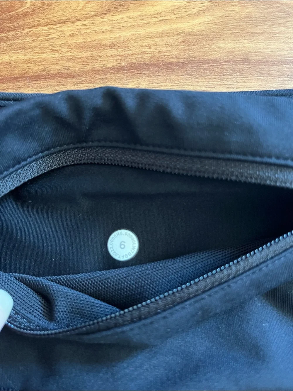 Lululemon Speed Up Shorts - Picture 4 of 8